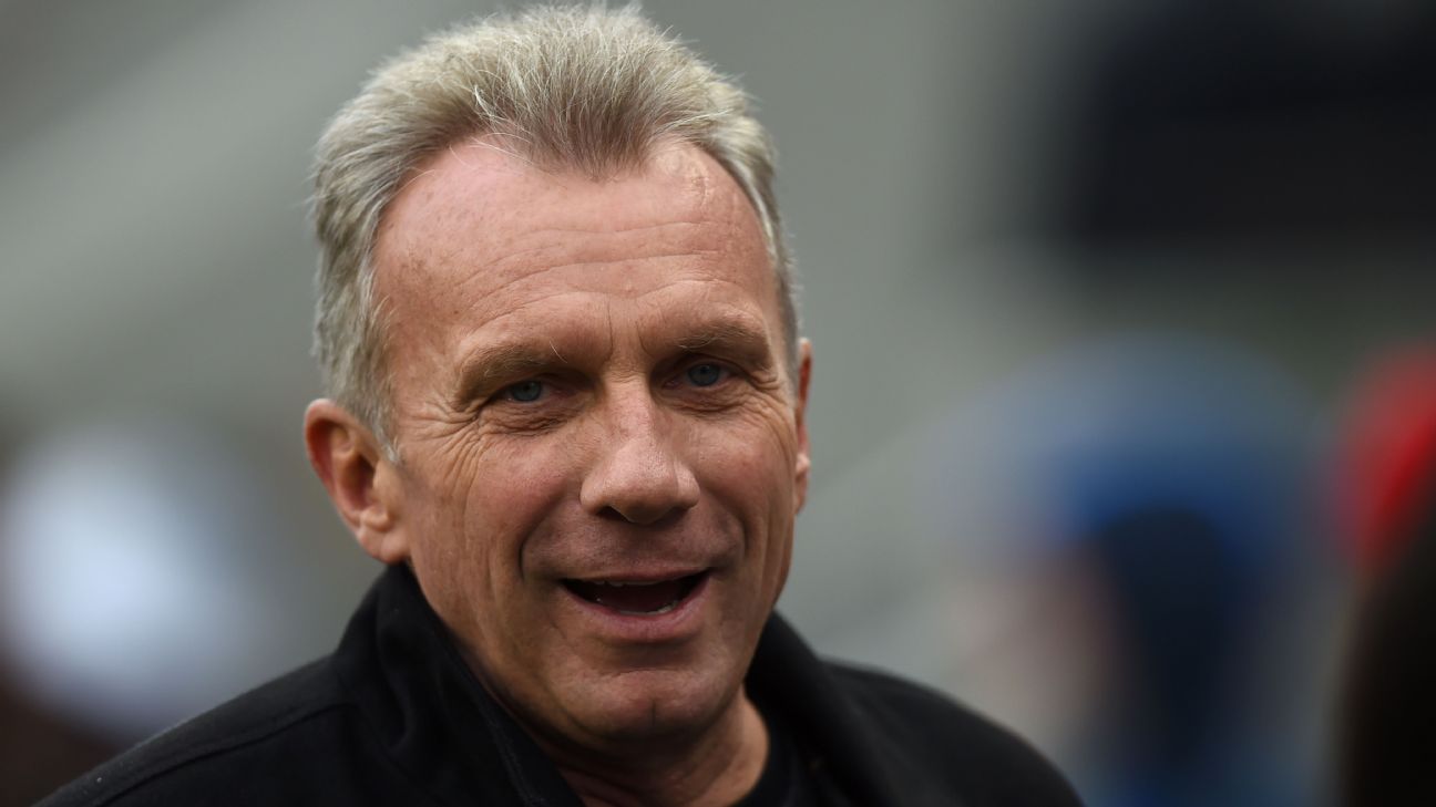 Joe Montana says Patriots made 'mistake' letting Tom Brady leave