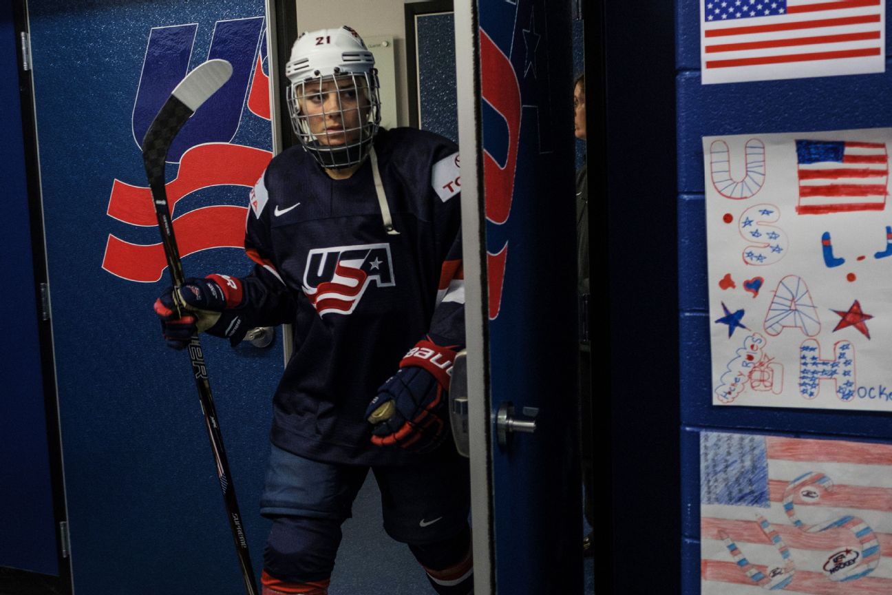 Usa Women S Hockey Wins Its Fight For Better Pay And Equal Benefits Just In Time For The World Championship