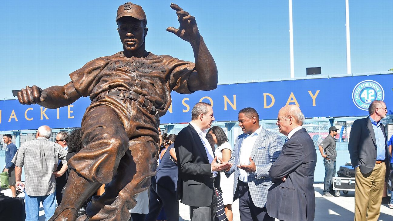 On the shoulders of Jackie Robinson, today's Dodgers players reflect on his  impact