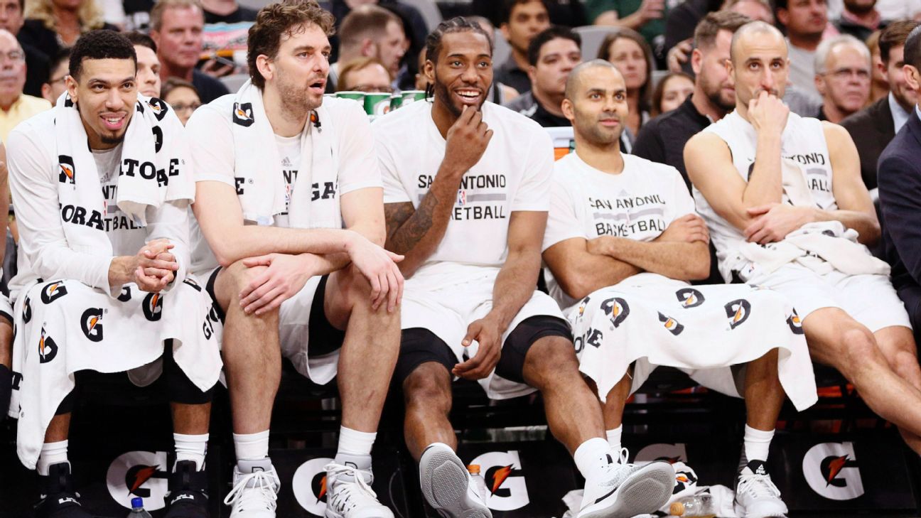San Antonio Spurs held players-only meeting imploring Kawhi Leonard to  return for playoff push - ESPN
