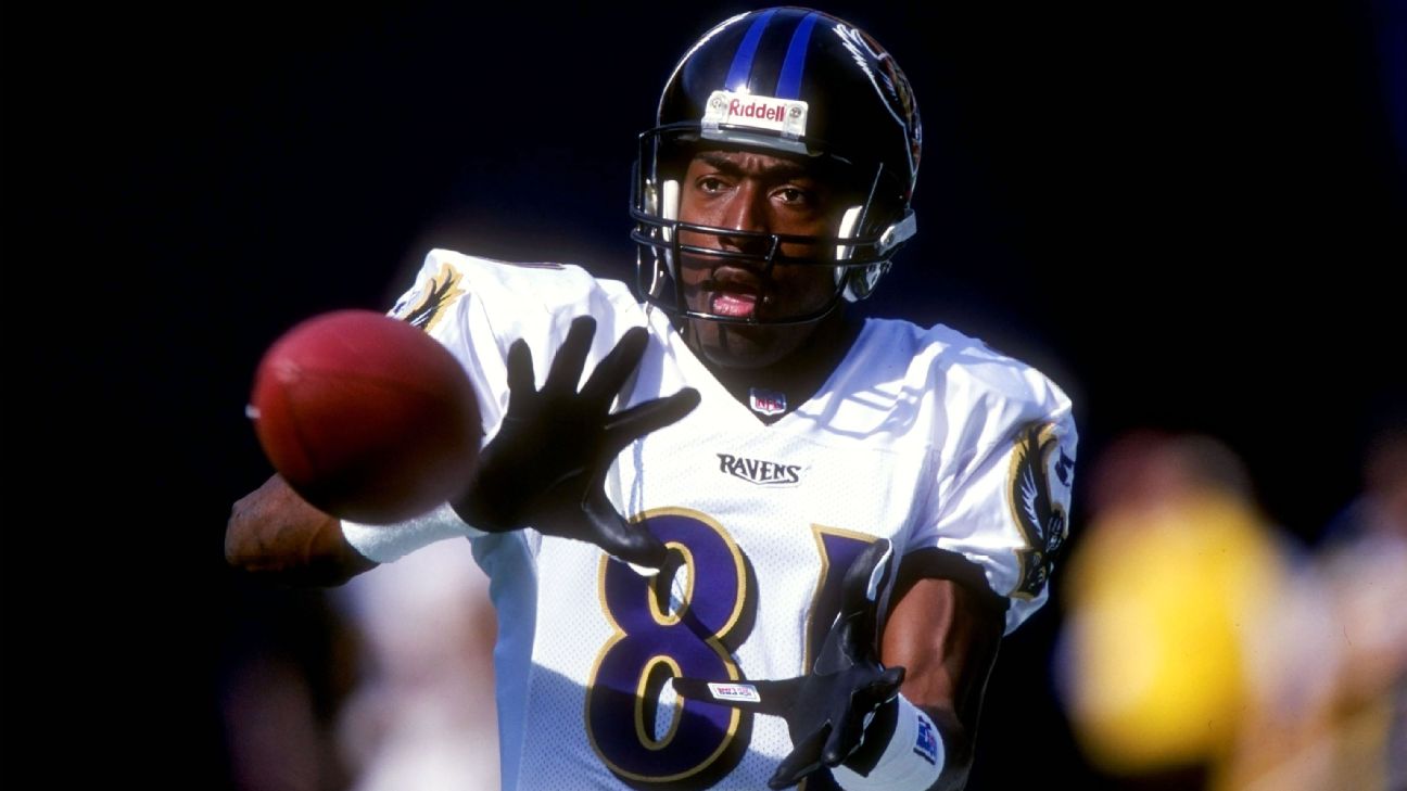 Ravens' gold pants surprisingly place high on uniform rankings - ESPN -  Baltimore Ravens Blog- ESPN