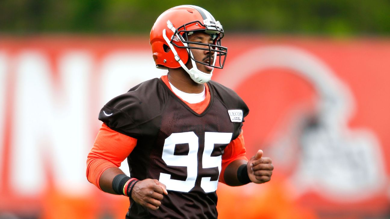 Browns: Myles Garrett offers vague response when asked about injury that  forced training camp exit