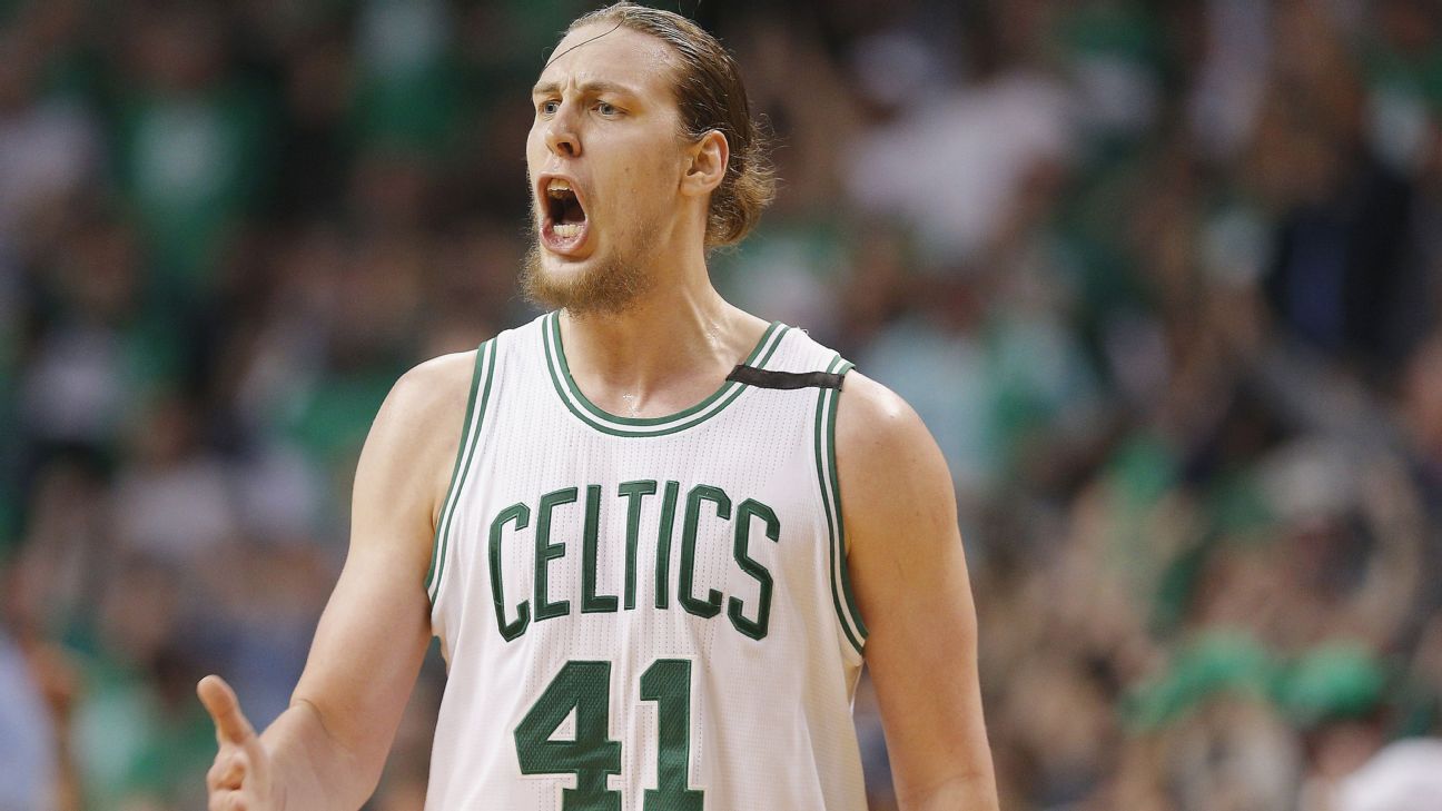 Kelly Olynyk drops 20 points and game-winning bucket vs. Pelicans