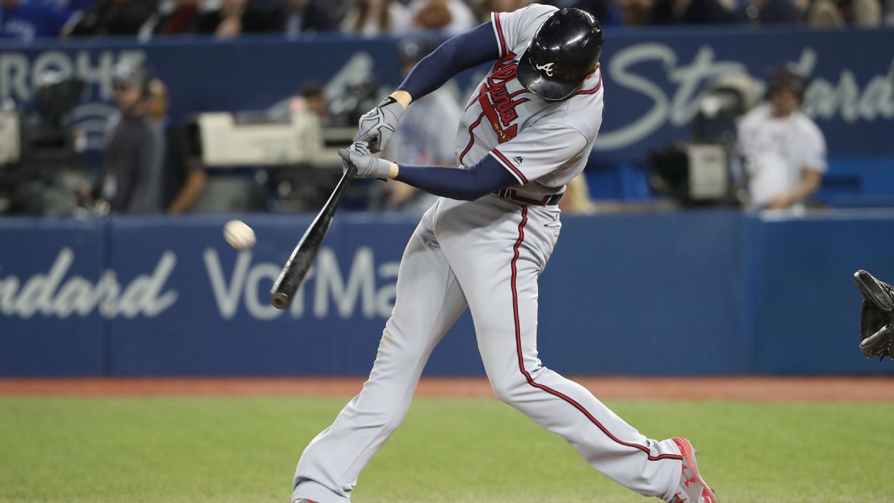 Freddie Freeman Slow Motion Home Run Baseball Swing Hitting