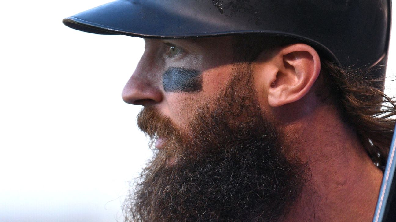 Charlie Blackmon agrees to contract extension with Rockies