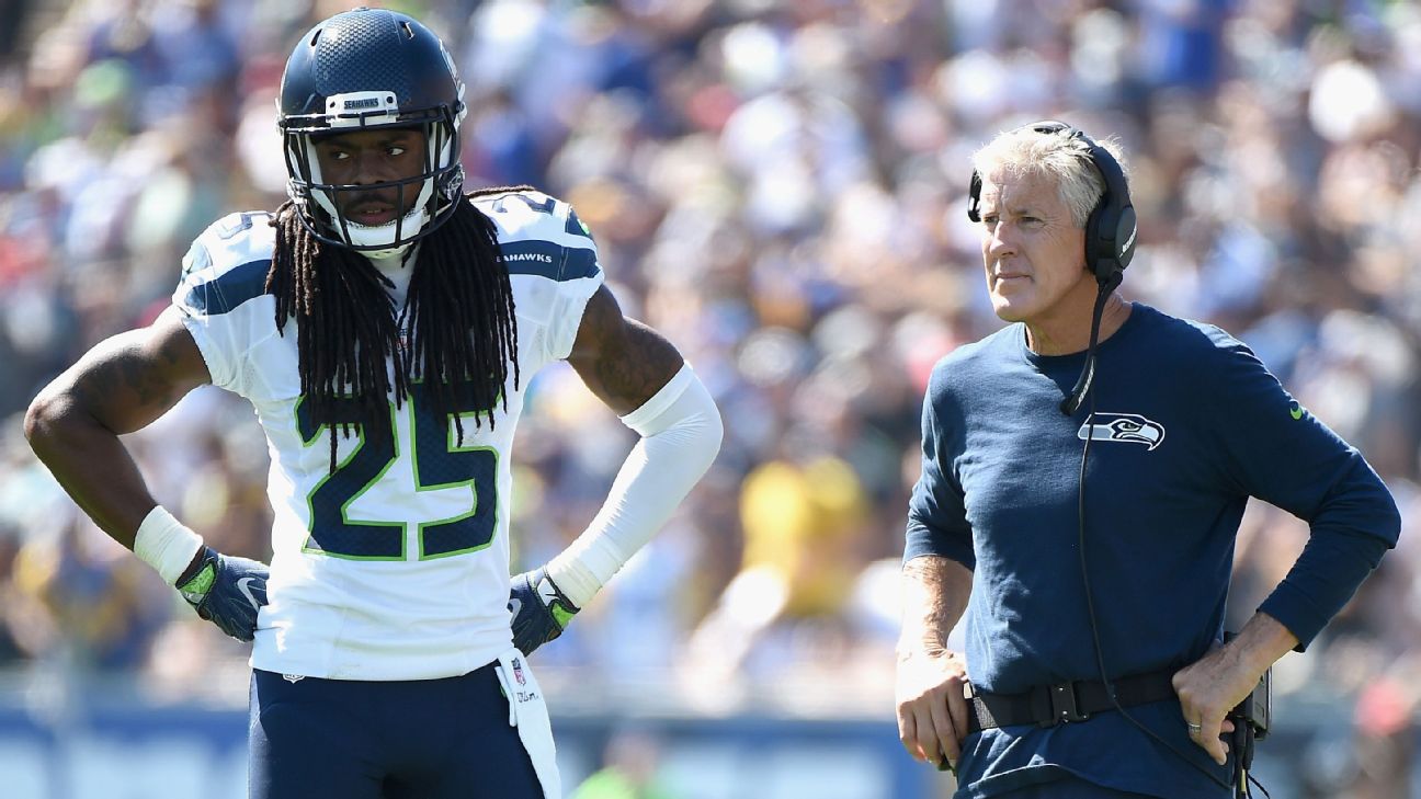 LOOK: Marshawn Lynch wears Kam Chancellor jersey at Seattle practice 