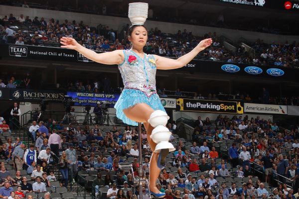 Red Panda has broken wrist, is out of hospital after fall