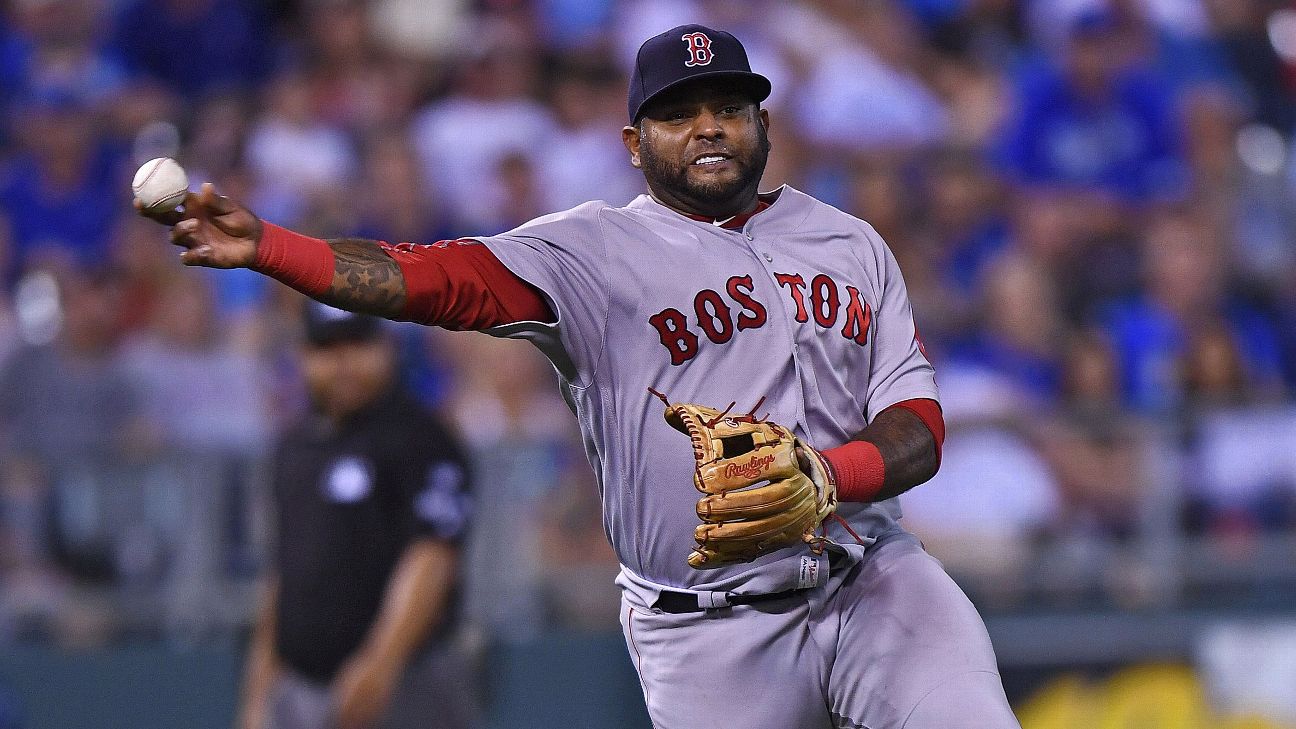 Boston Red Sox's Pablo Sandoval snaps belt, strikes out 