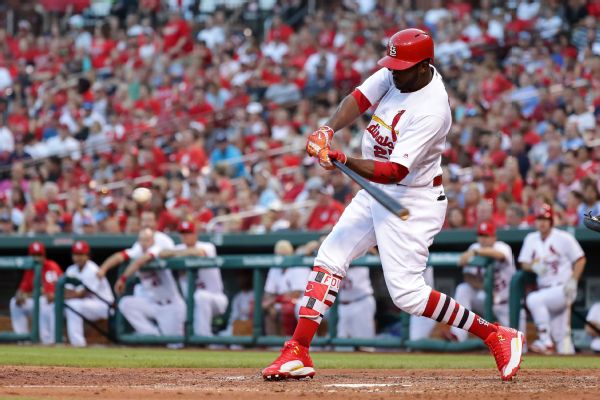 Cardinals trade veteran OF Fowler to Angels