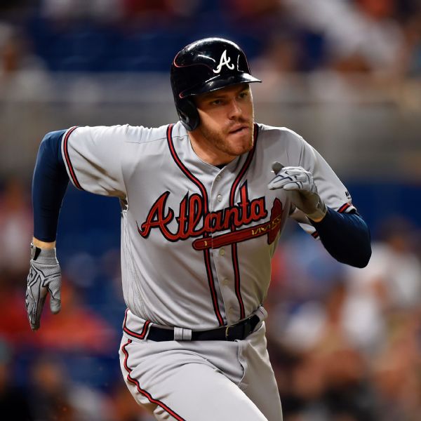 Freeman uninterested in 'distraction' of new deal