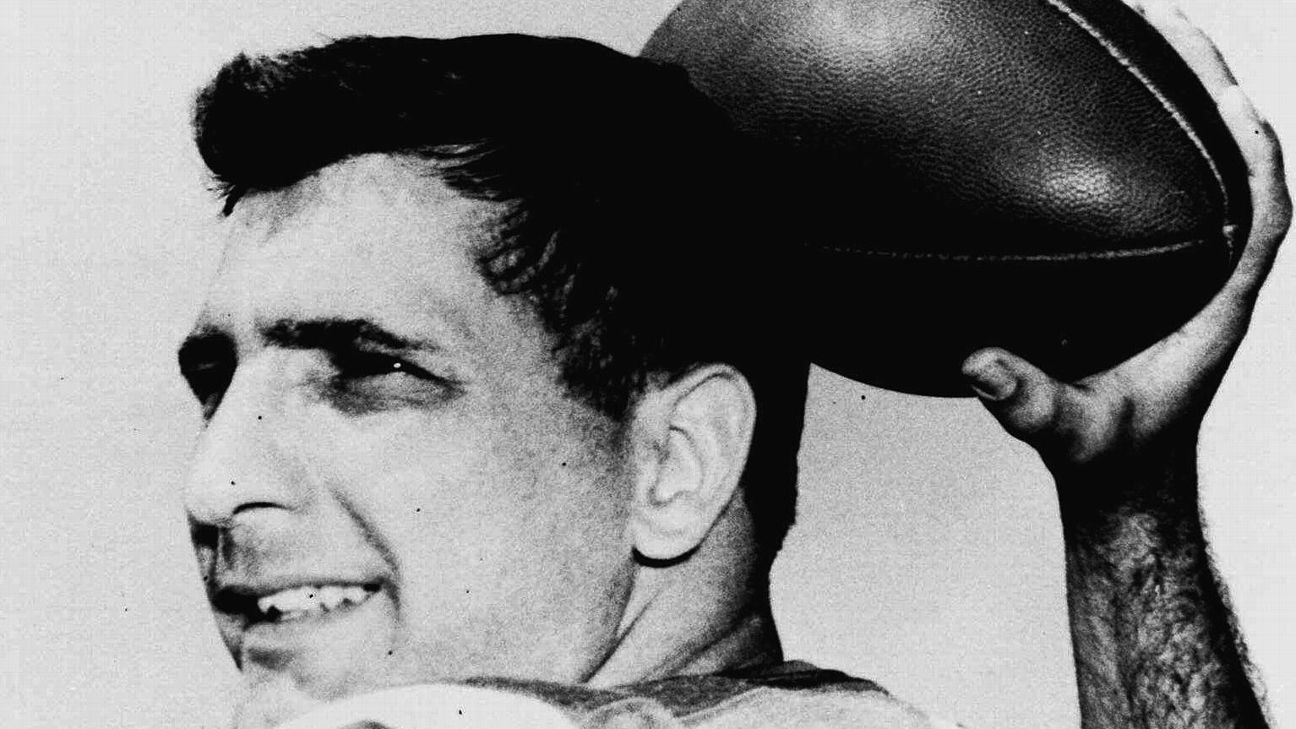 Former Patriots QB Vito 'Babe' Parilli passed away at age of 87