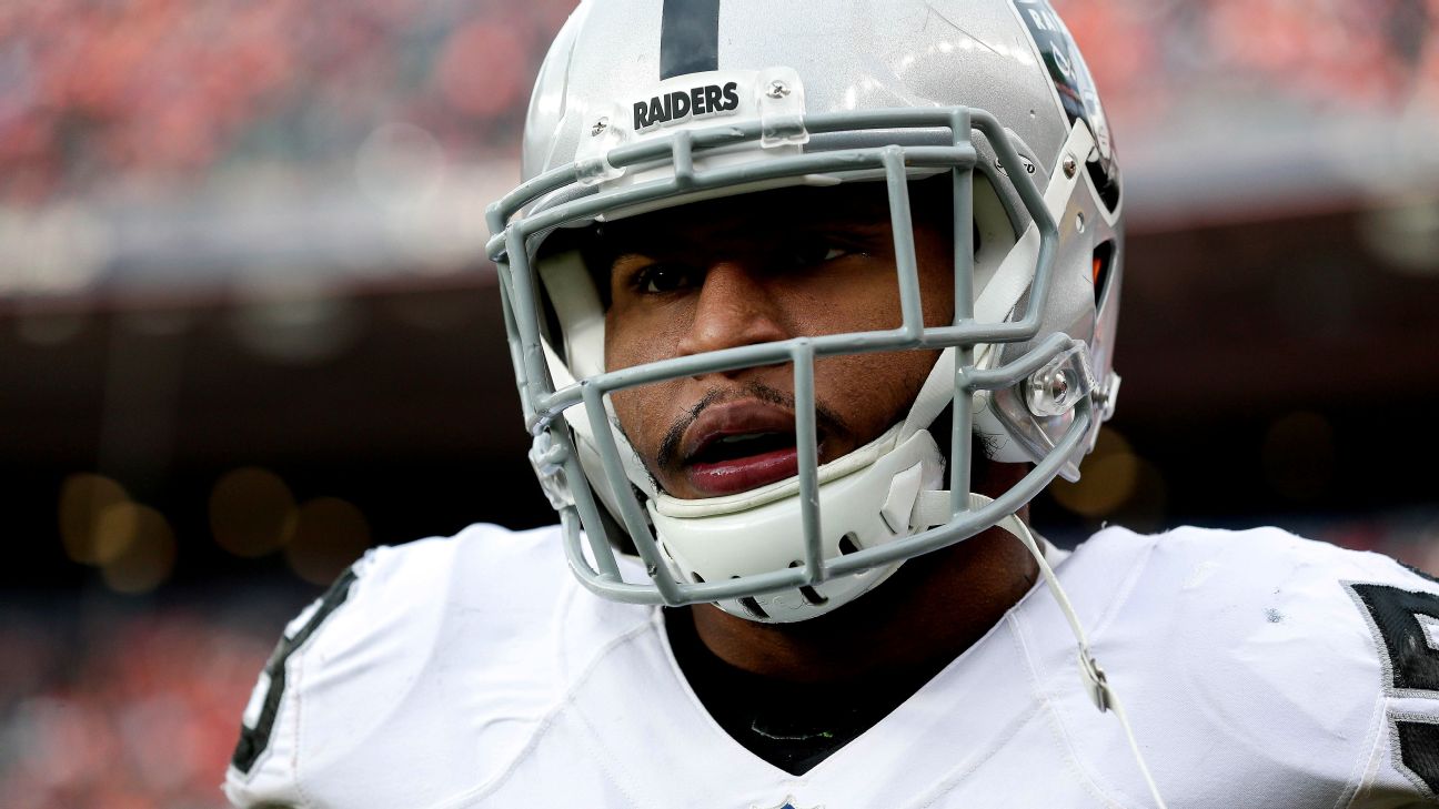 Raiders' Marquette King joins A's for batting practice