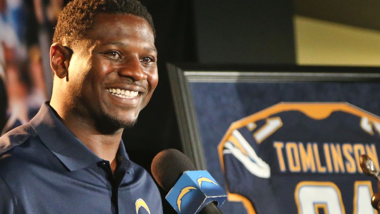 Hall of Fame welcomes 'best pure running back' in LaDainian Tomlinson -  ESPN - San Diego Chargers Blog- ESPN