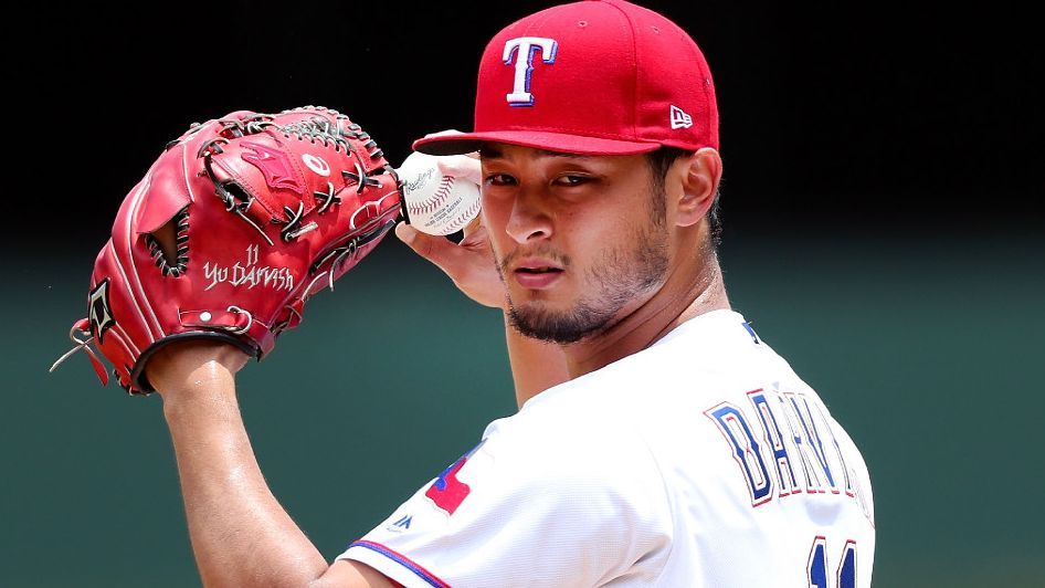 Rangers fans yu darvish rangers hi-res stock photography and