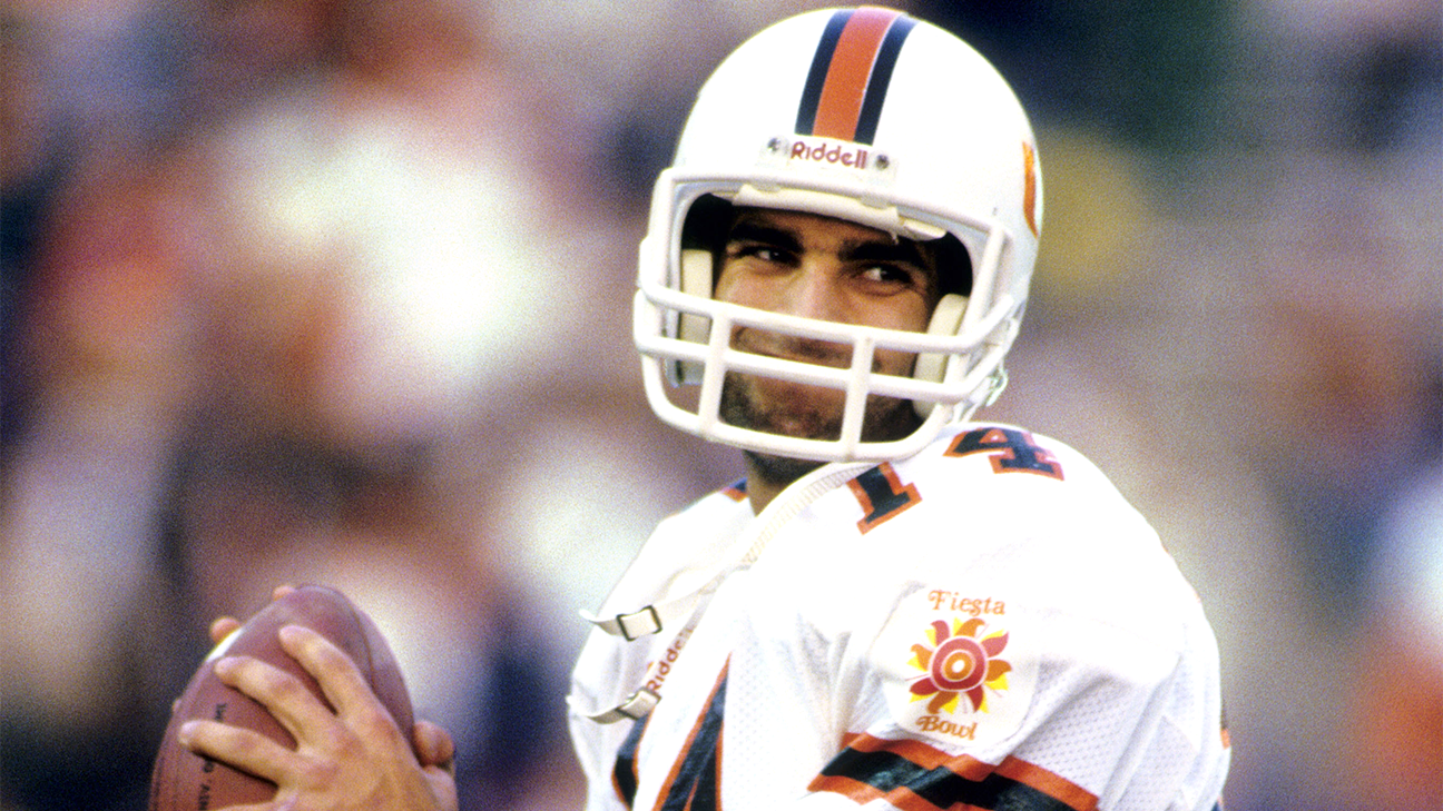 ESPN College Football on X: Vinny Testaverde, #Miami, QB. Winner of 1986  #Heisman. Finished career w/6,058 passing yds & 48 TDs #CFBHOF   / X