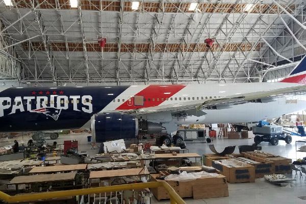 Patriots let Providence use team plane for game