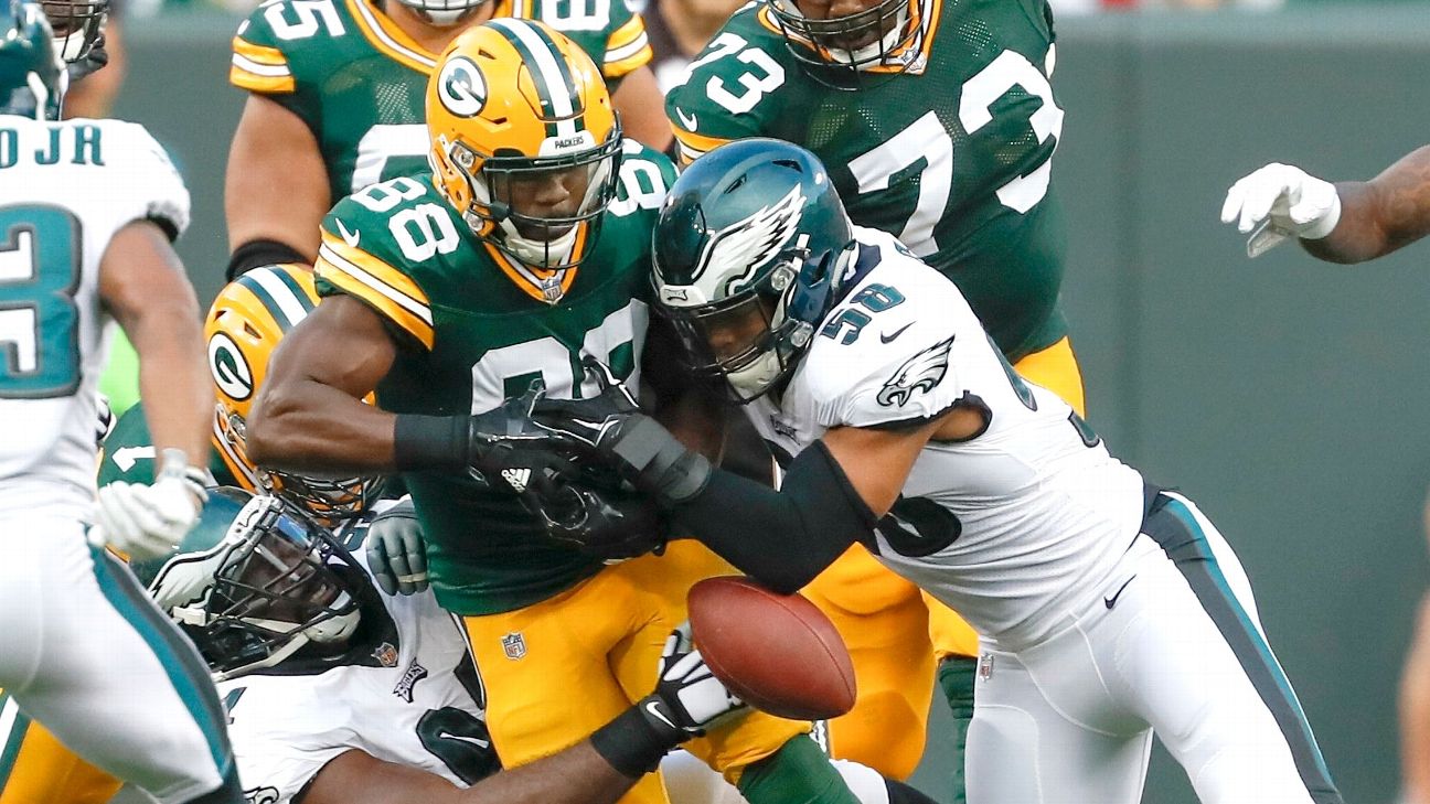 Packers Rip Ty Montgomery for Late Fumble, Return Vs. Rams