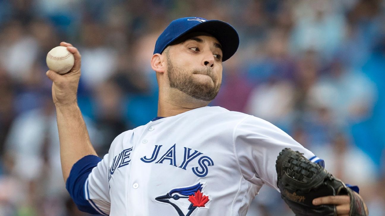 Blue Jays: Marco Estrada inks one year deal with A's