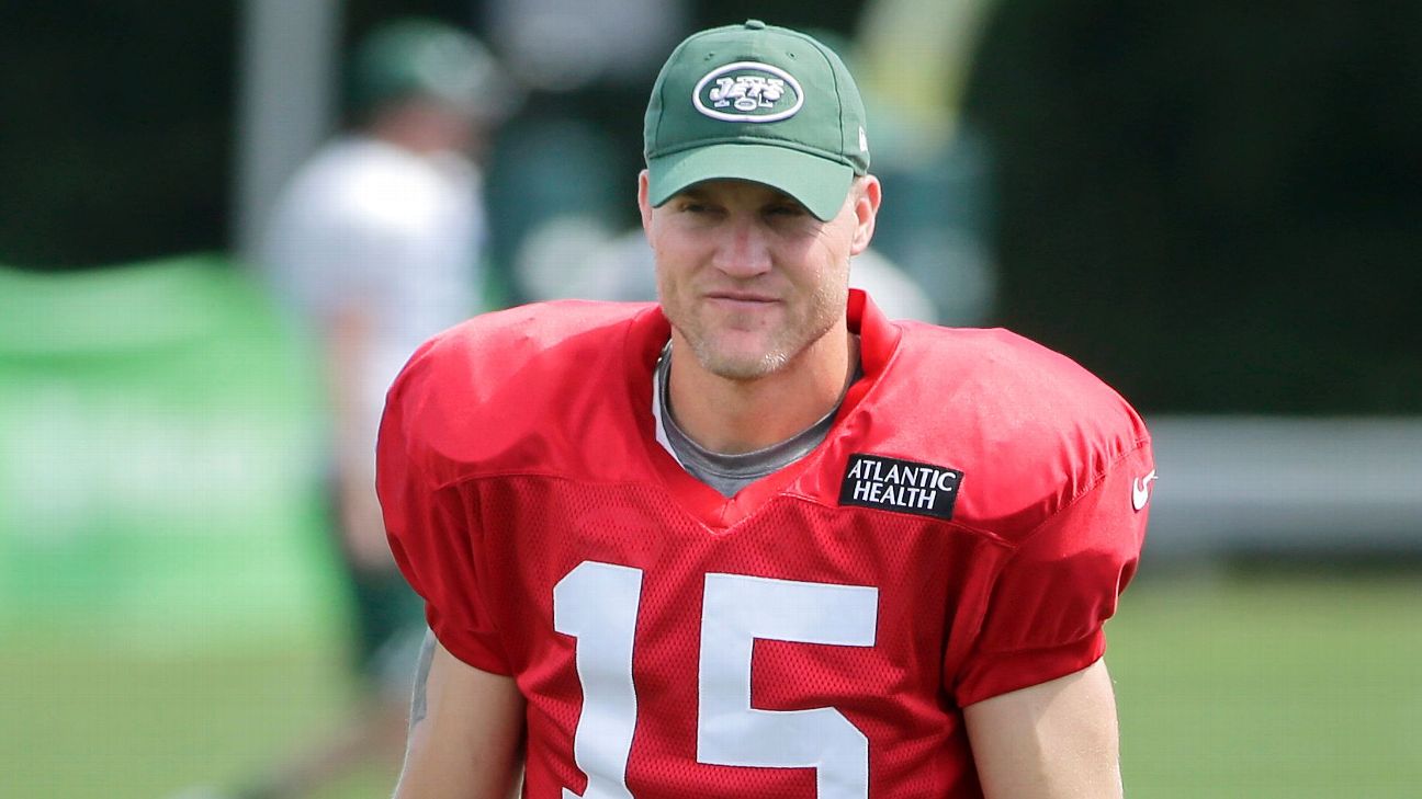 Josh McCown Shared a Great Picture of His Daughter That Shows How Crazy His  Career Has Been