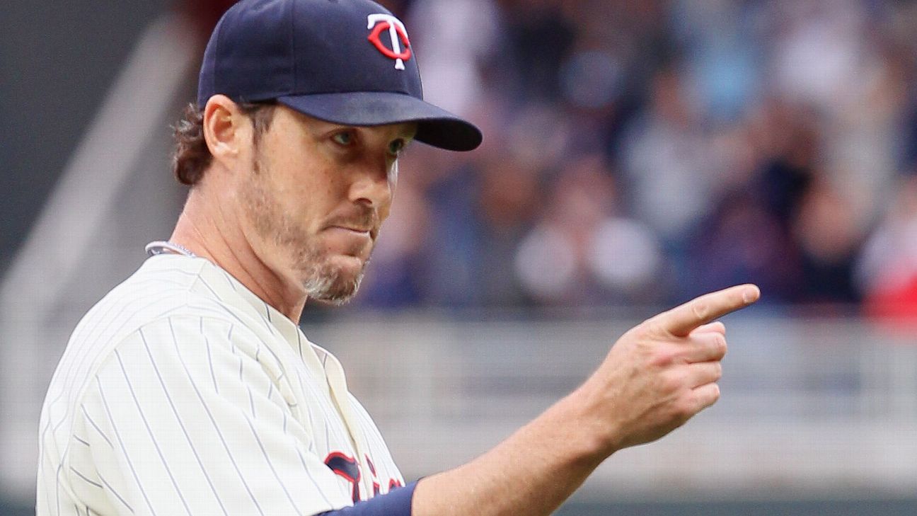 Ex-Twins All-Star Joe Nathan officially retires