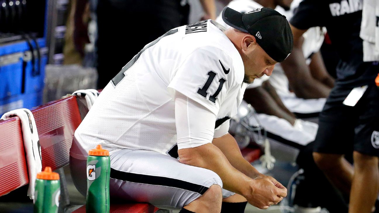 Oakland Raiders' Sebastian Janikowski's 2017 is over before it began