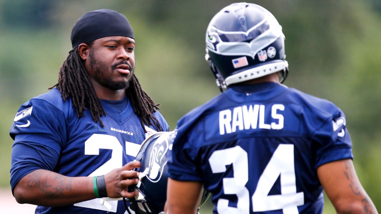 Rawls appears to be Seahawks 'clear No. 1' RB over Lacy