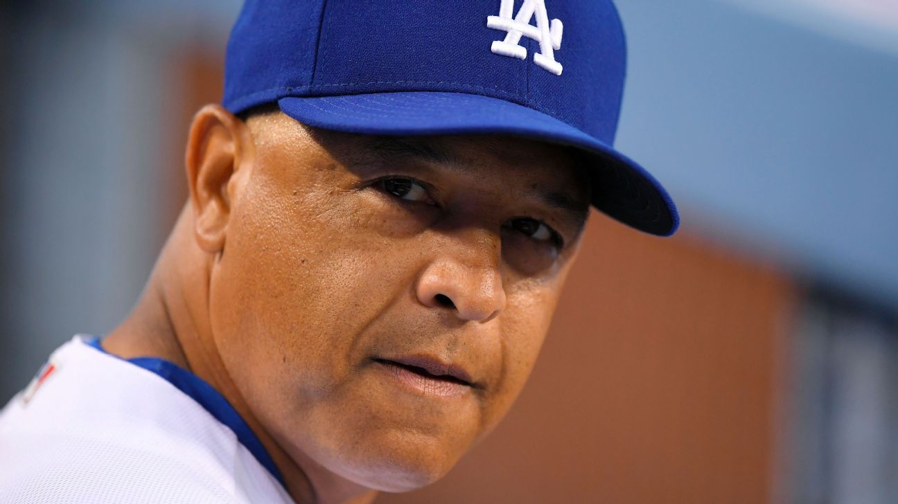 Los Angeles Dodgers hire Dave Roberts as manager - ESPN