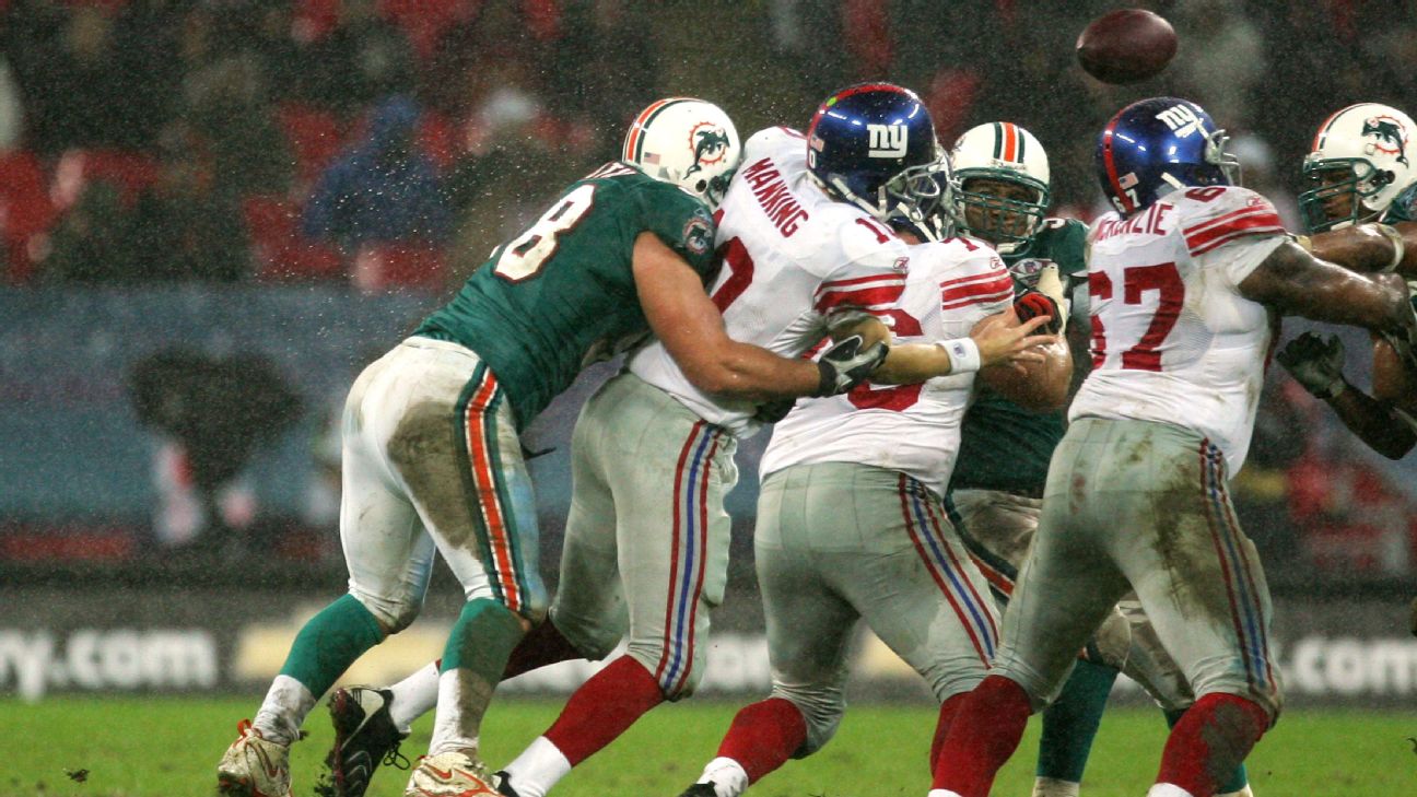 NFL London Games History: Why NFL Games Are Played in London? - The  SportsRush