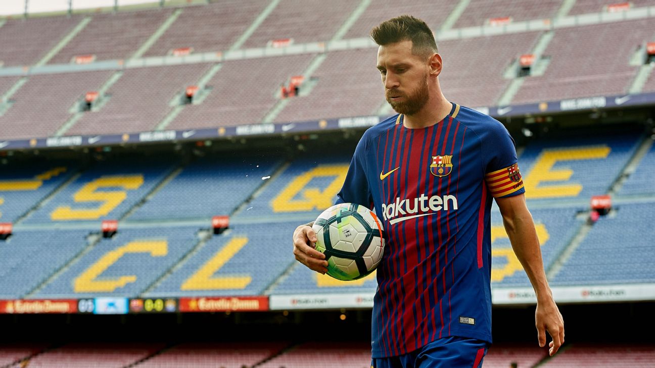 Barcelona have 'plan' to seal stunning Lionel Messi transfer in January as  legend Andres Iniesta hints at Nou Camp return for Paris Saint-Germain star