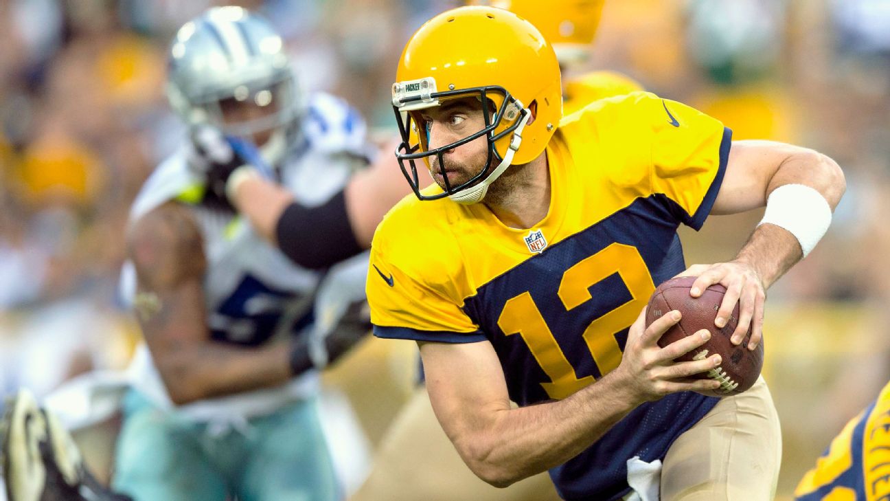 Look good, Feel good: Cowboys are rocking throwback helmets against the  Colts ✭ Inside The Star