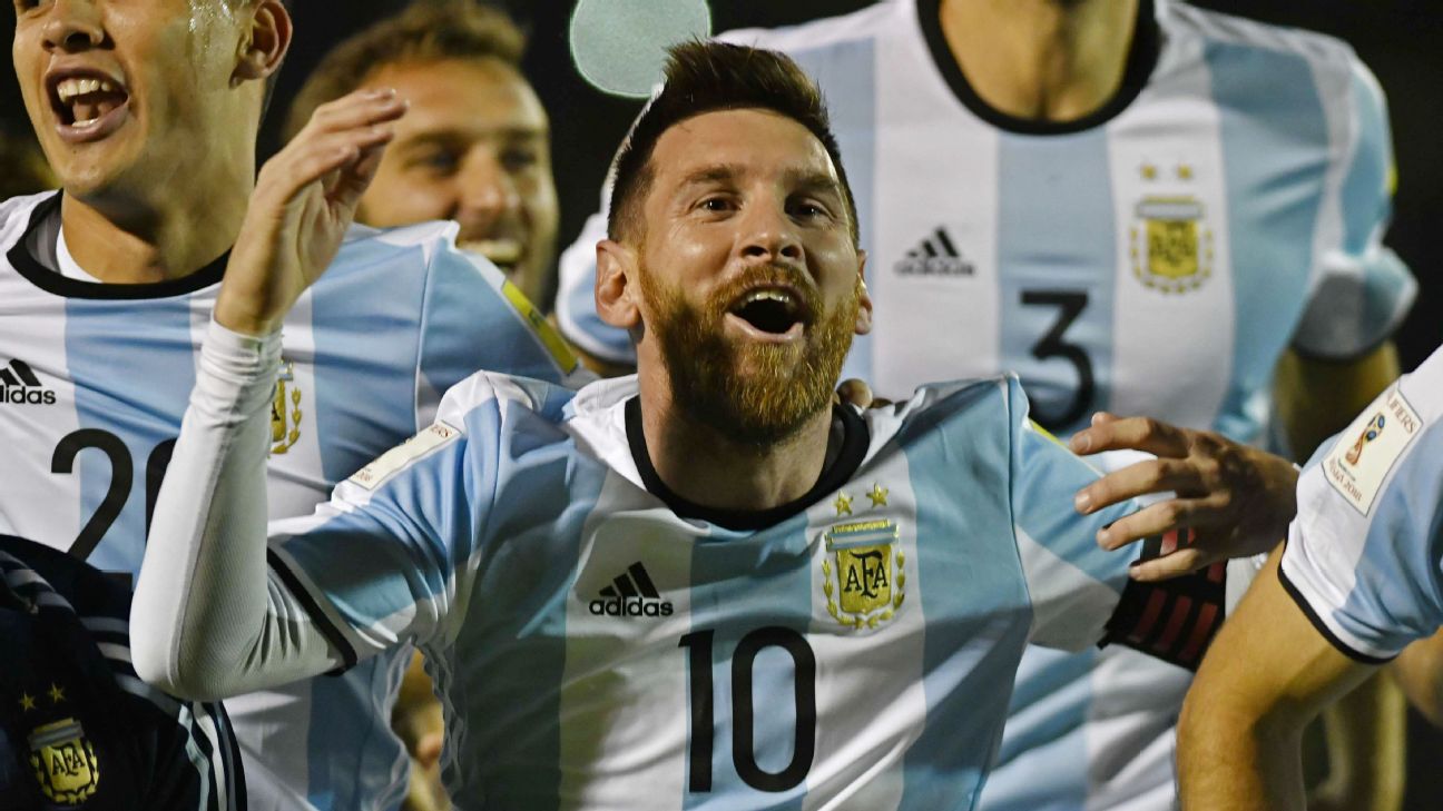 Alvarez sorry over Messi World Cup jersey rant