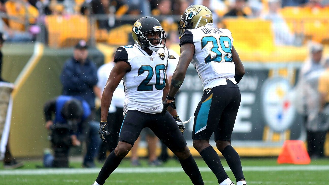 Jacksonville Jaguars cornerback Aaron Colvin (22) smiles as he runs off the  field following the Jaguars 30-9 win against the Pittsburgh Steelers at  Heinz Field in Pittsburgh on October 8, 2017. Photo