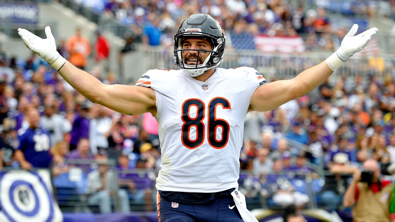 Chicago Bears' Zach Miller retires more than year after suffering