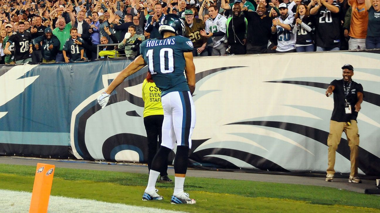 Mack Hollins of the Las Vegas Raiders celebrates after catching