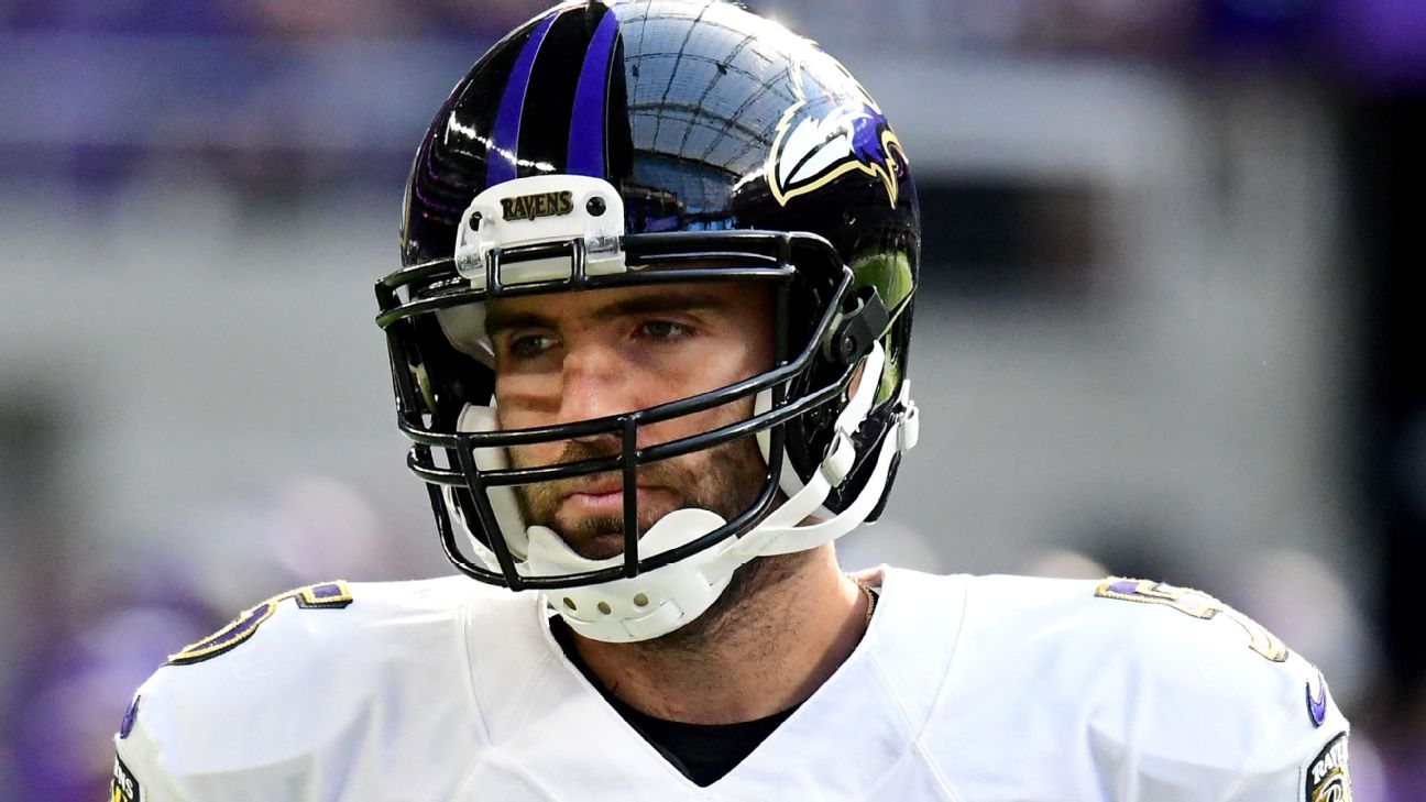 Baltimore Ravens QB Joe Flacco (5) drops back to pass in the first