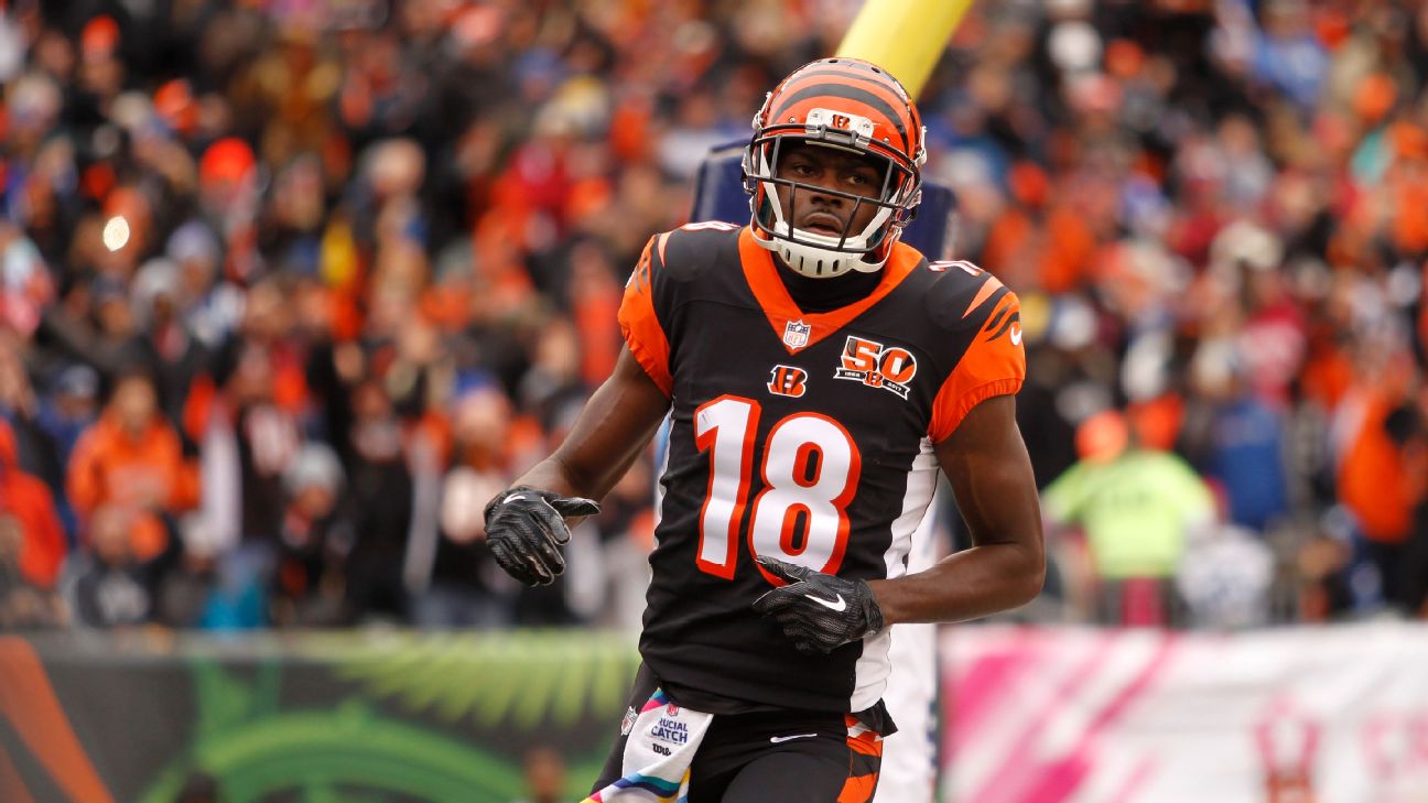 Bengals WR A.J. Green (foot) carted off field vs. Broncos 