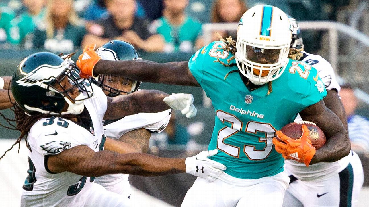 Eagles move for Dolphins' Jay Ajayi as NFL trade deadline