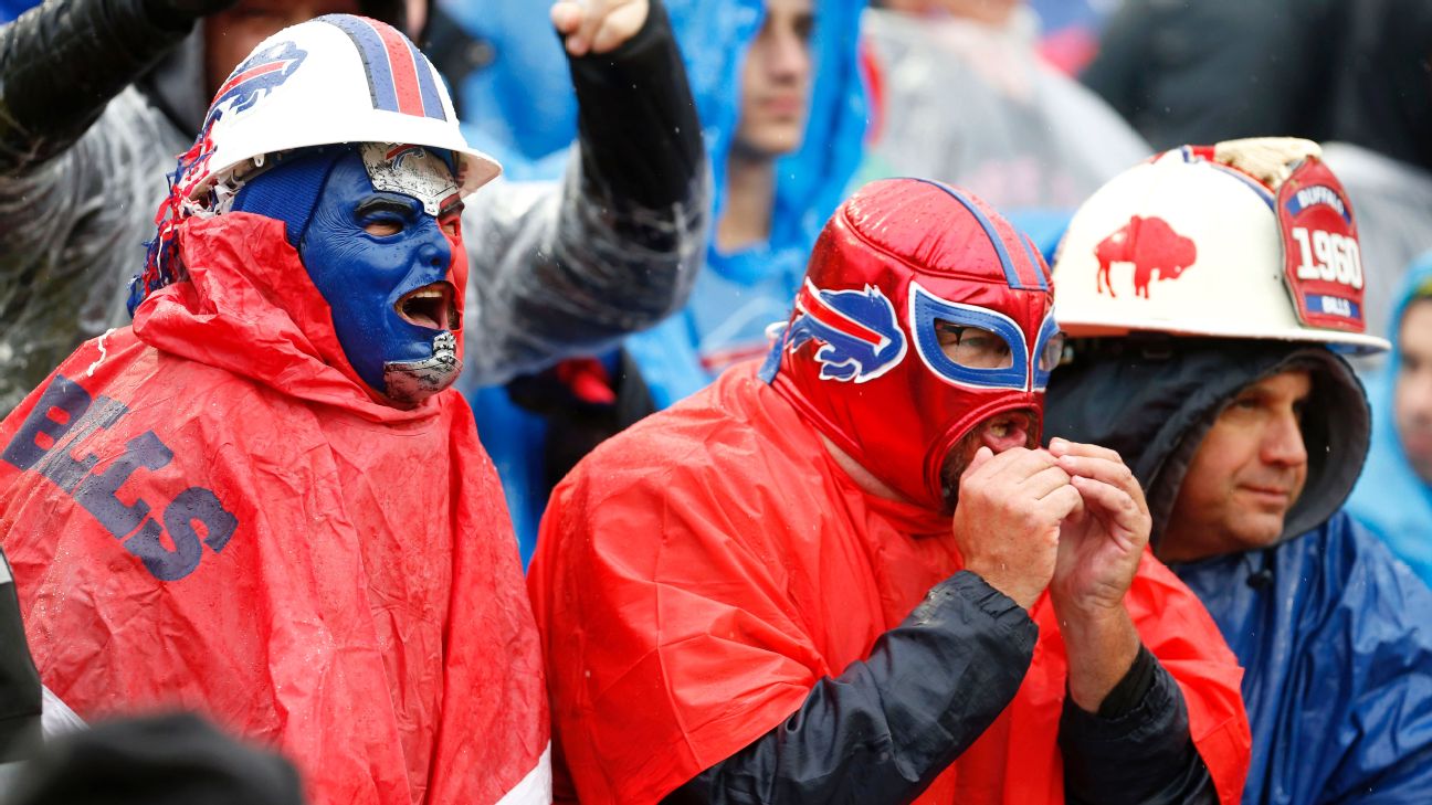 Bills fans thanking Bengals' Andy Dalton with donations to his