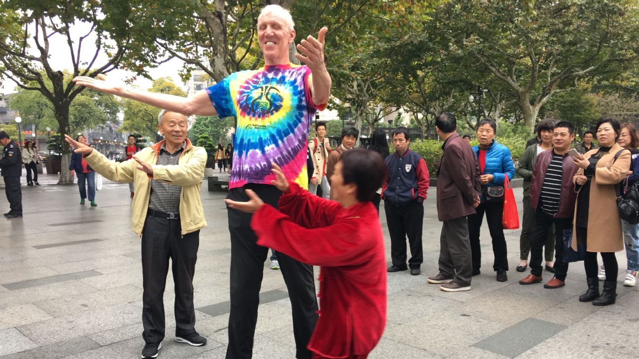 Scott Van Pelt’s One Big Thing: Bill Walton’s joyride through the cosmos