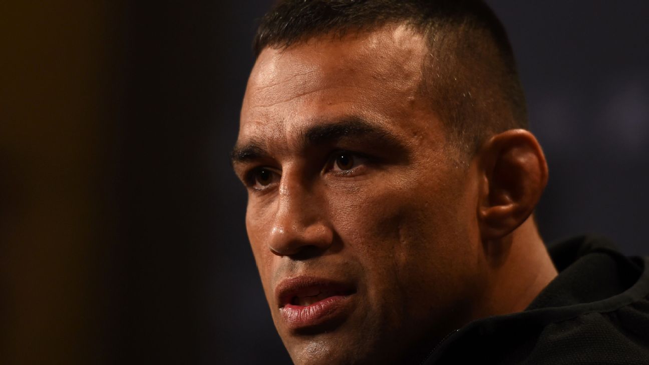 Former UFC heavyweight champion Fabricio Werdum has eyelid 'ripped