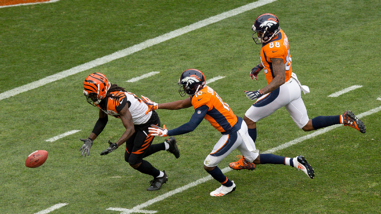 Ex-Bengal Alexander drops INT, prolonging the Bengals' scoring drive