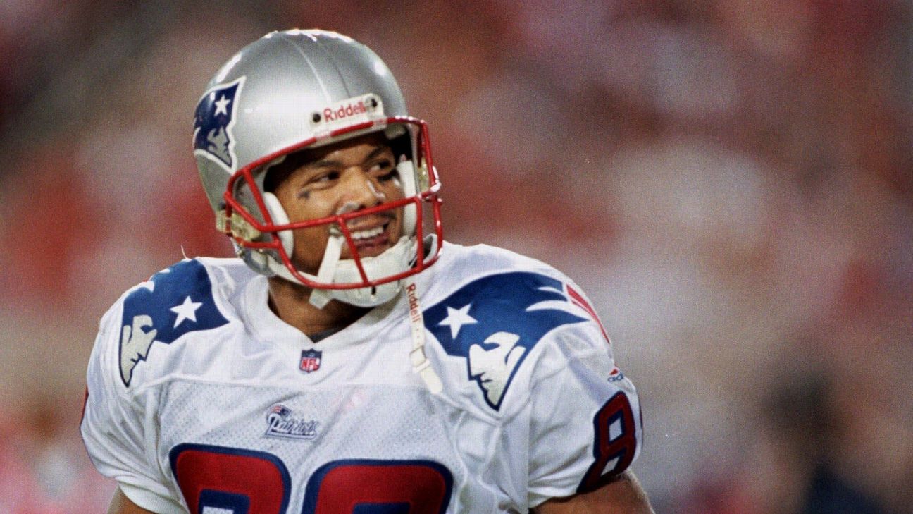 Current and former Patriots react to the news of Terry Glenn's