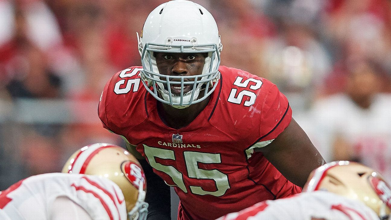 Arizona Cardinals linebacker Chandler Jones (55) runs a play