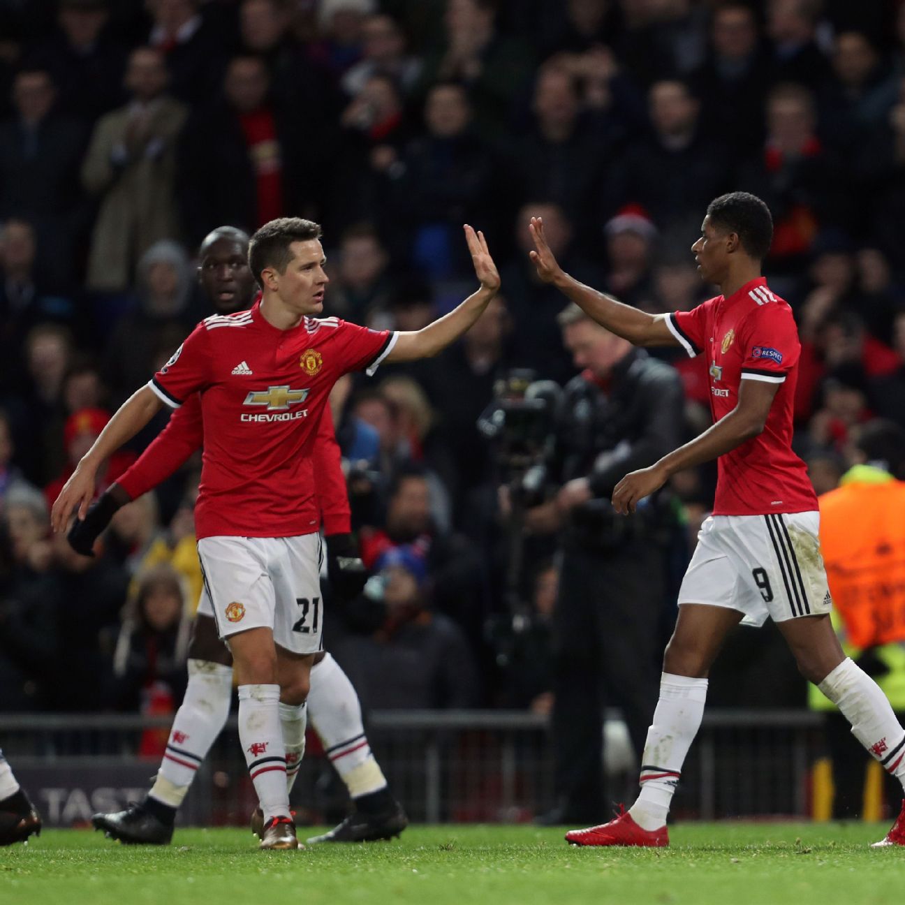 Manchester United debut Chinese New Year kit before Norwich game - ESPN