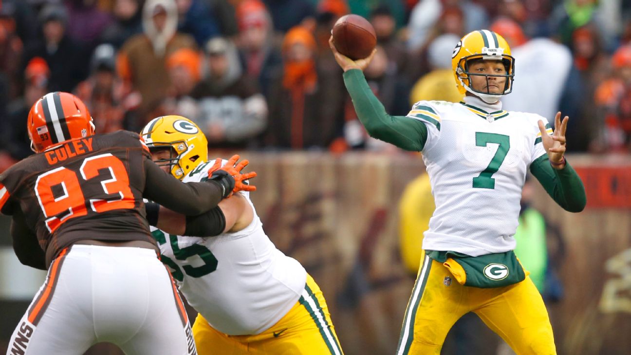 Aaron Rodgers Is Hurt and the Packers Are Humiliated in Loss to