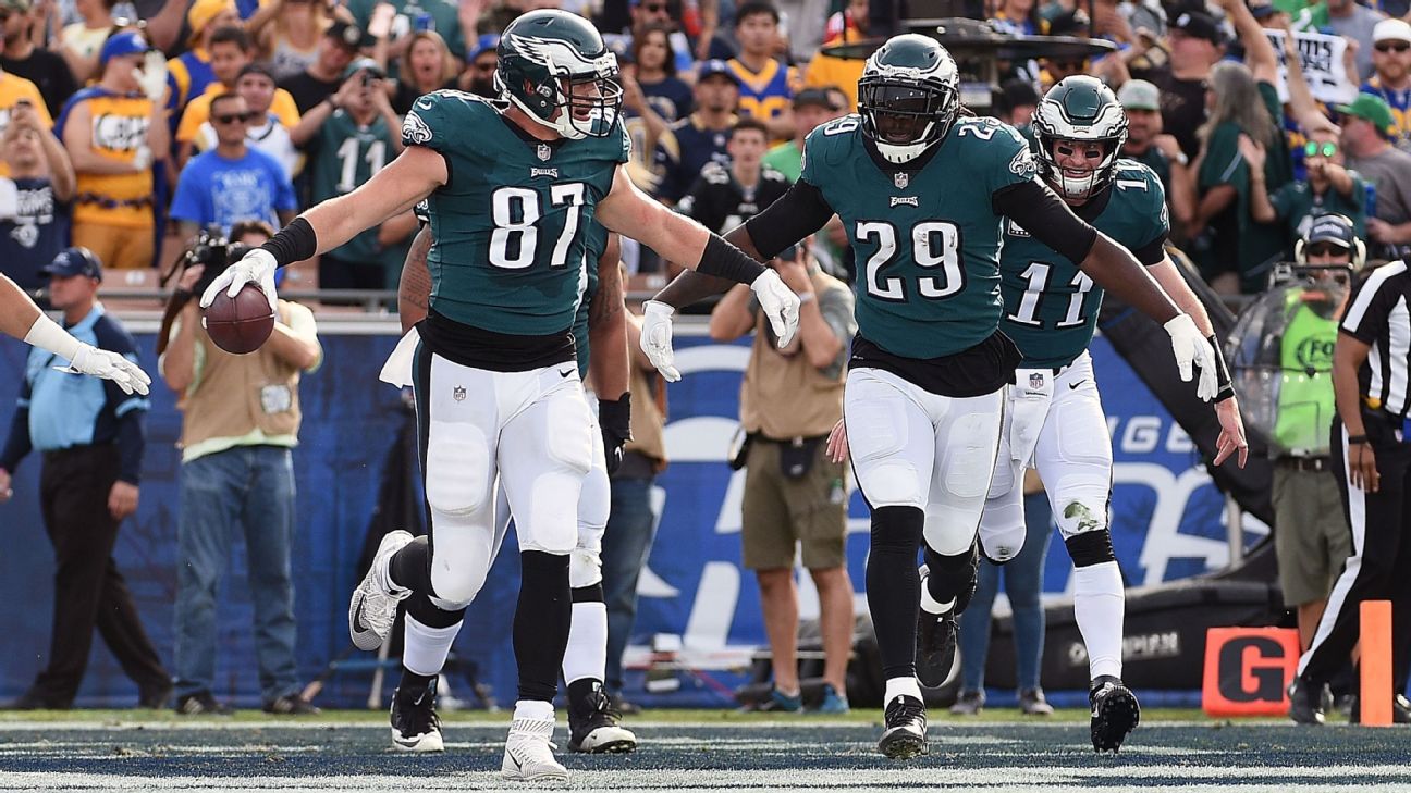 Philadelphia Eagles Cut Beloved Tight End Brent Celek