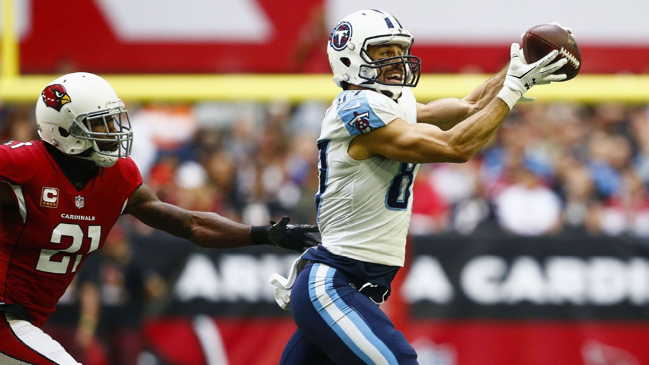 4 things to know about Eric Decker, the newest Patriots receiver