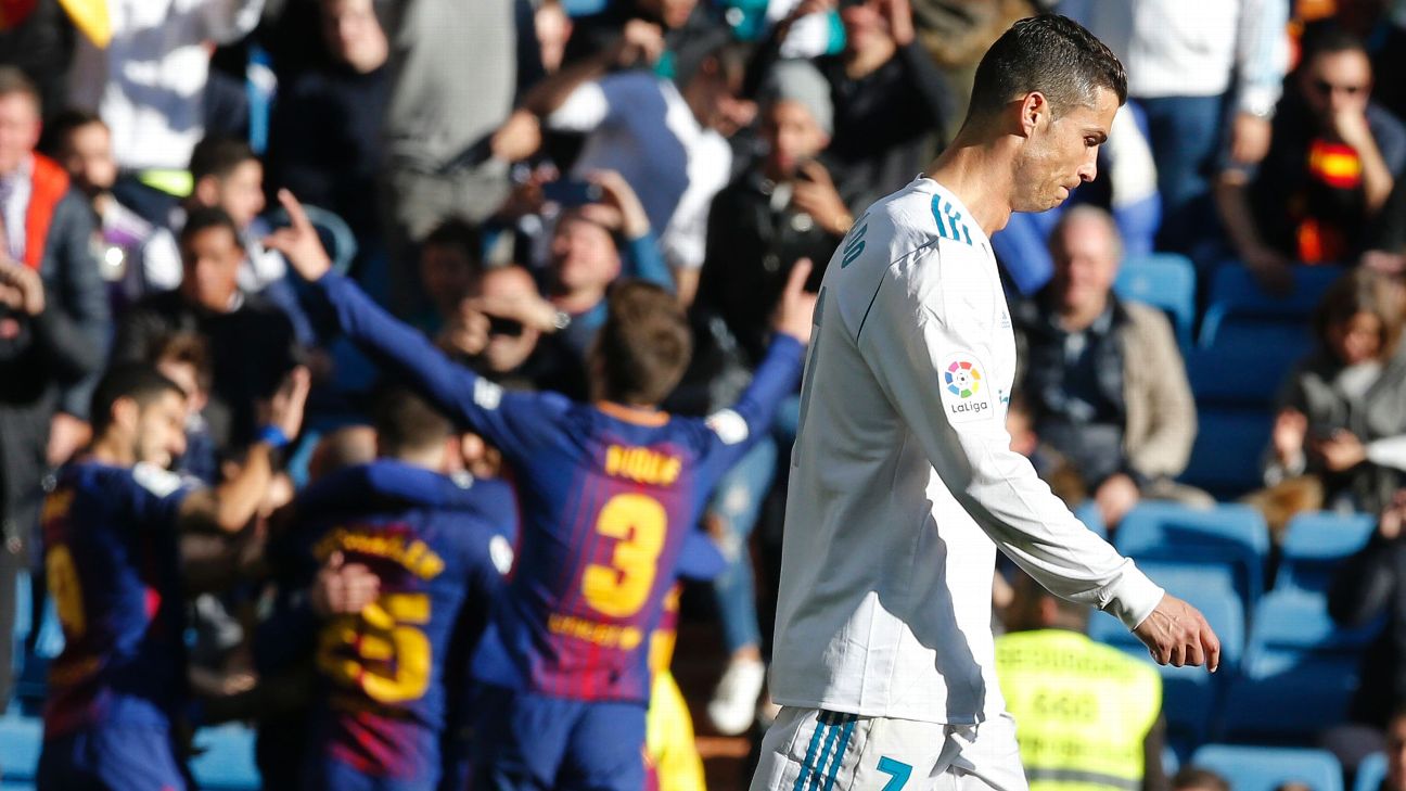 Cristiano Ronaldo Donates Autographed Juventus Shirts to Cuban Medical  Staff Ahead of Their Game Against Sassuolo (See Pic)