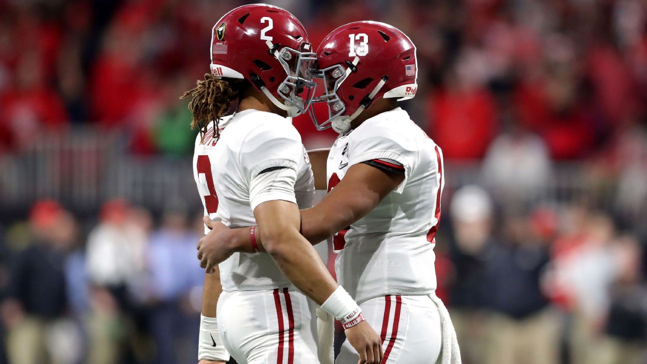 Tua Tagovailoa Defends Jalen Hurts After Replacing Him in CFP