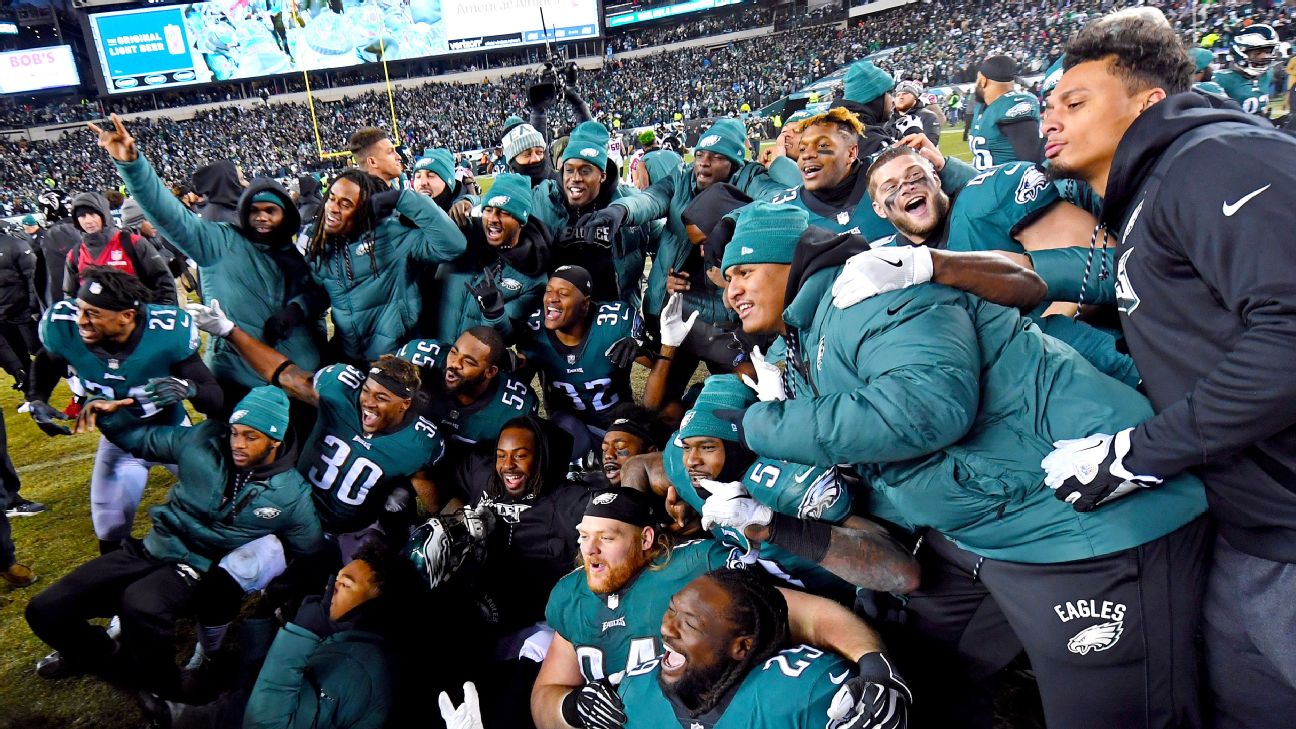 See Eagles owner Jeffrey Lurie's locker room victory dance